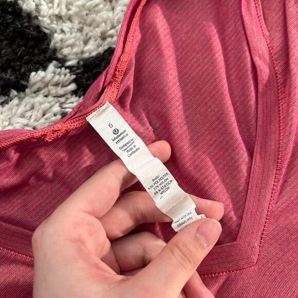 Lululemon Women's Pink and White T-shirt - Picture 4 of 4